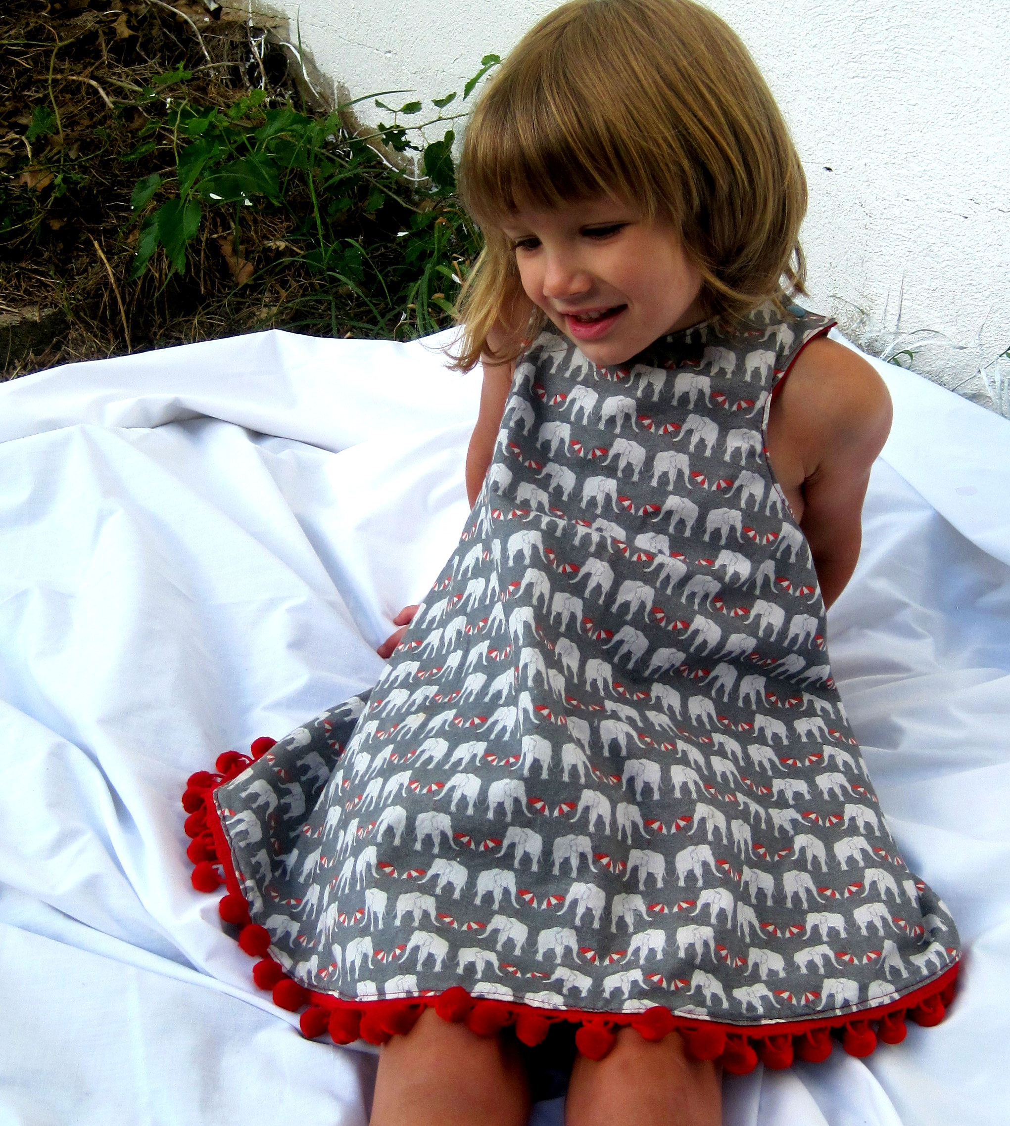 Take me to the Circusreversible pinafore dress with pockets Sewing Projects