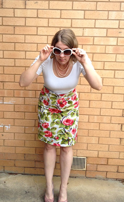 Burda_skirt_8281_glasses_large