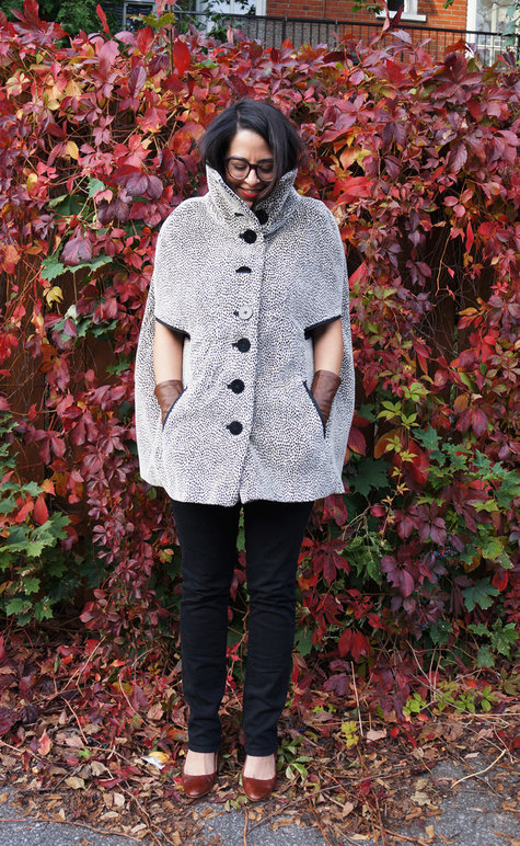 Vogue_8776_cape_2_large