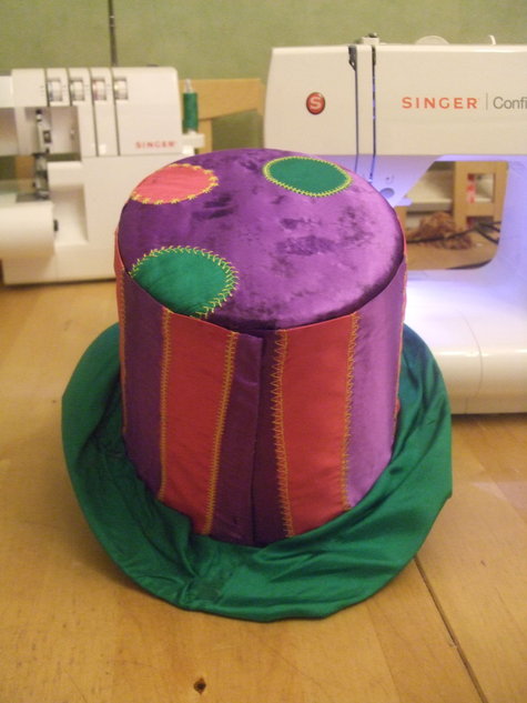 2012_1015oct2012hat0009_large