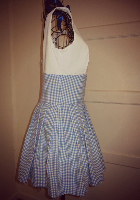 Dorothy_wizard_of_oz_side__large