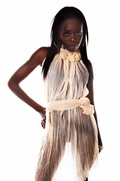 Nude_dress_large