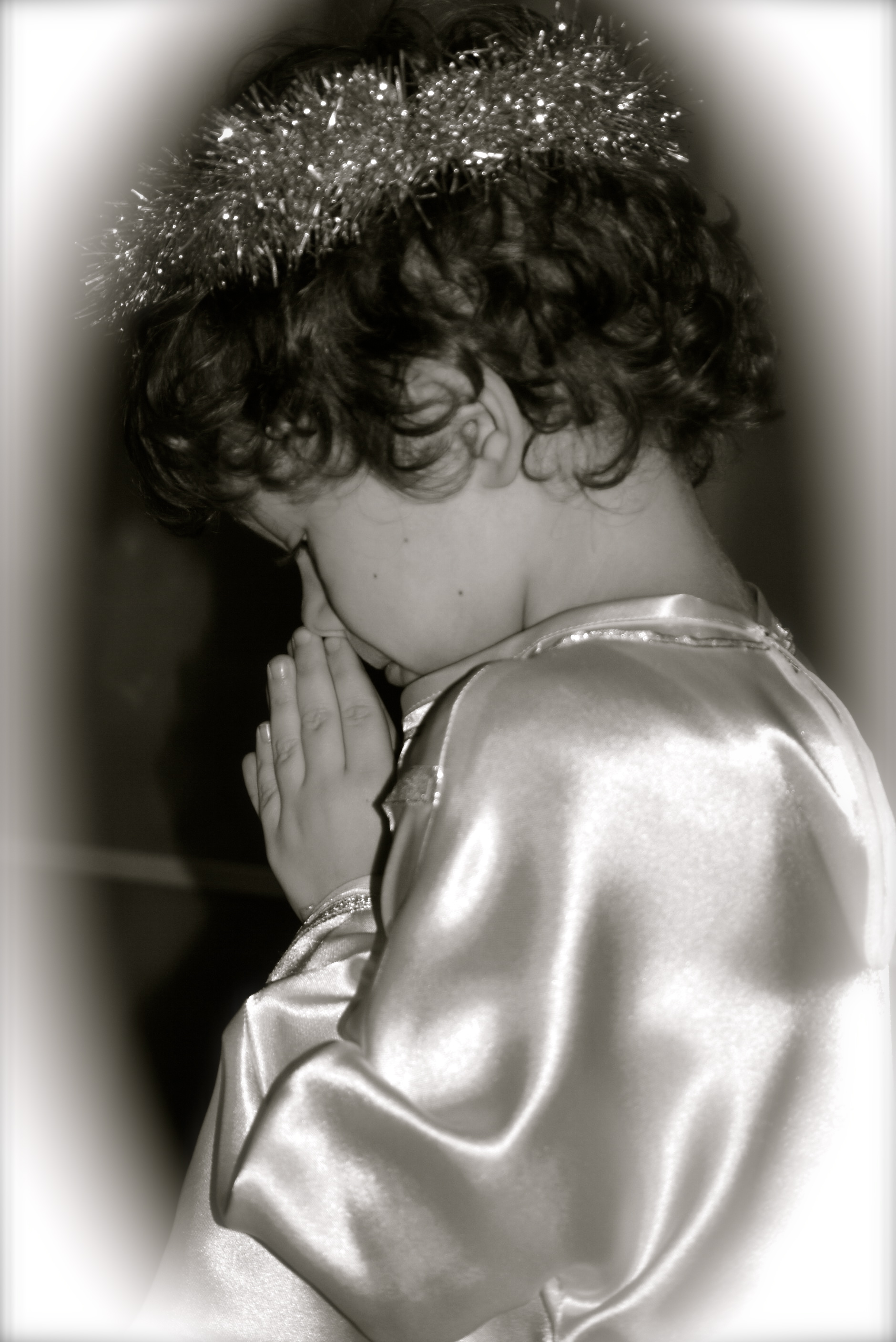 Angel boy costume for Christmas and Nativity plays Sewing Projects