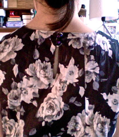 Grey_florals_back_buttons_large