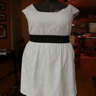 Whitedress_listing
