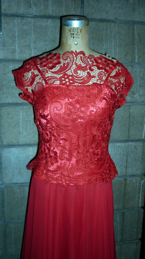 Red_lace_lorena_004_large