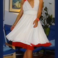 Marilyn_obleka_listing