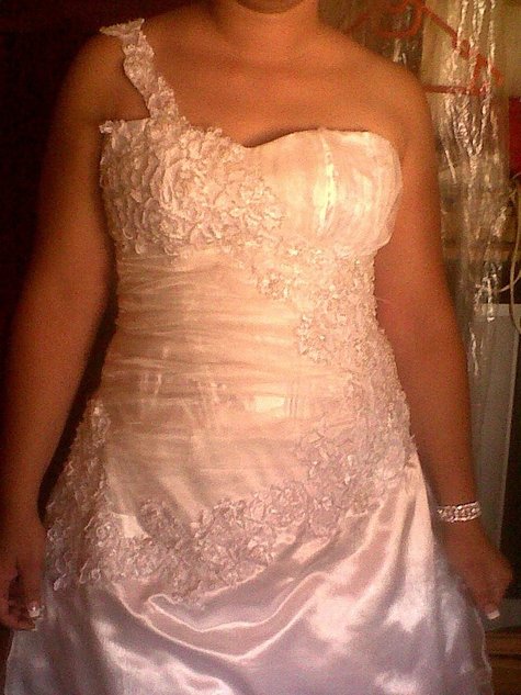 Wedding_dress2_large
