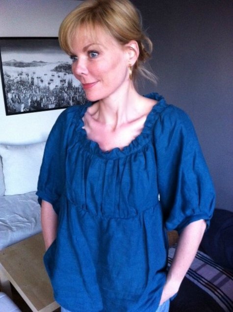 Blue_smock_1_large