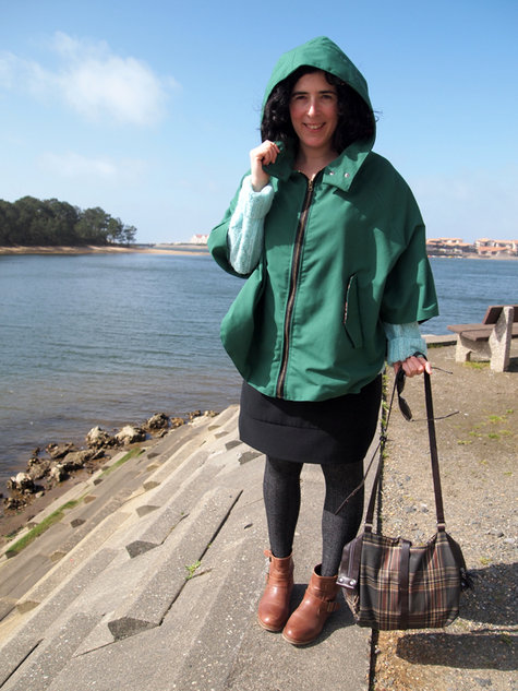 Hooded_cape_6_large