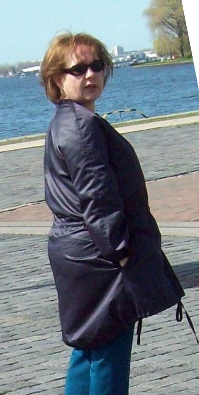100_2657_large