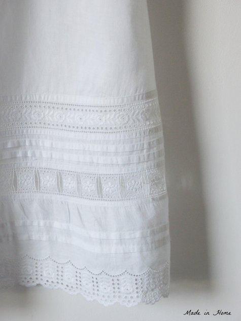 Broderie_anglaise_edited_3_large