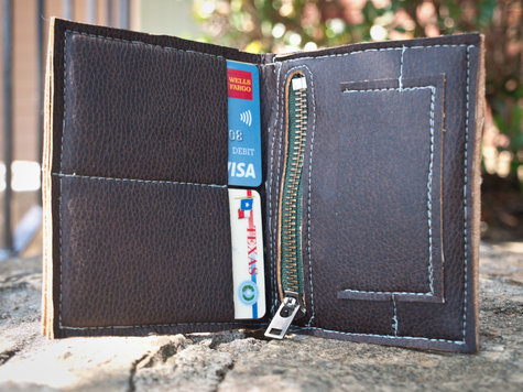 Wallet-7128117_large