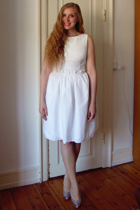 10__elsine_hvid_broderie_anglaise1_large
