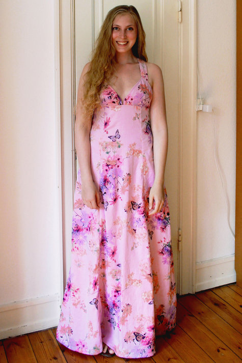 Elsine_butterfly_dress3_large