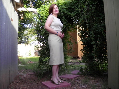 Tan_skirt_1_large