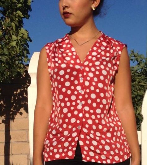 Sleeveless_blouse_128-_front_view_main_photo_large