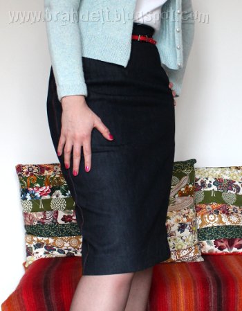 Burda_2011_02_107c_skirt_sztormowa_11_large