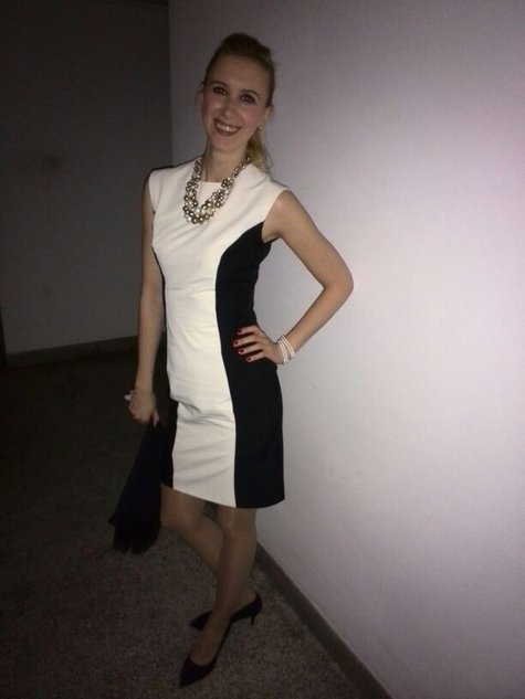 Img-1395565848011-v_large