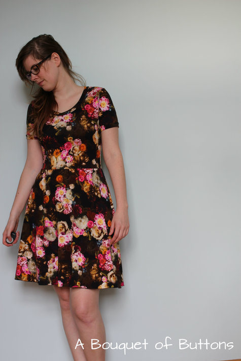Chill_flowered_renfrew_dress_7_large