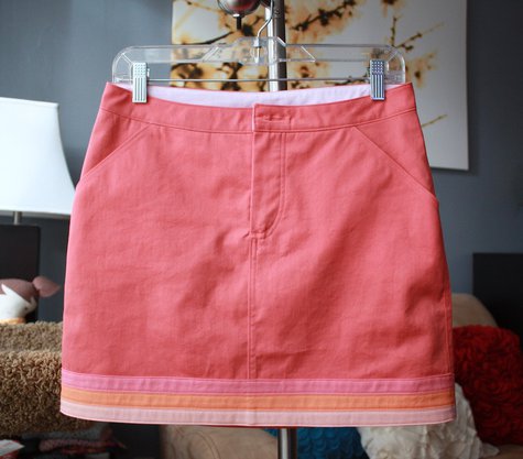 Coral_grainline_moss_mini_-_front_on_hanger_large