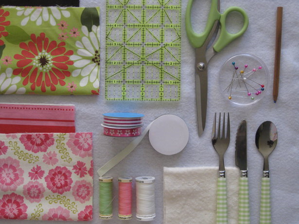 Sept_project_cutlery_holder_006_large