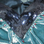 Minna-necklinef_thumb