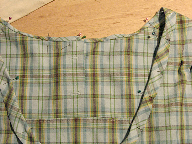Jb_neckline_9_large