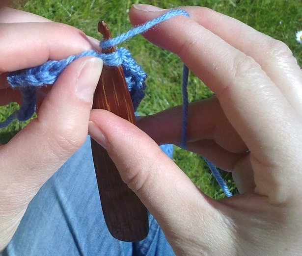 Knitting9_large