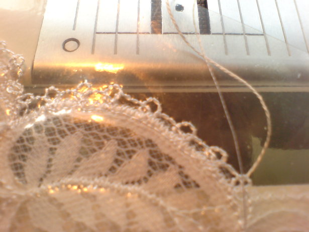6_stitching_the_gimp_thread_large