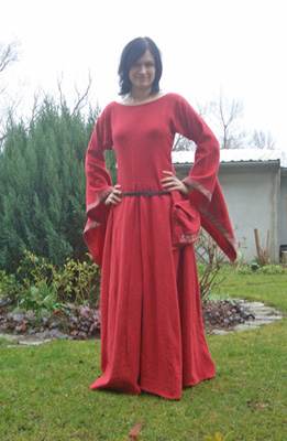 medieval dress, bliaut 12th century – Sewing Projects | BurdaStyle.com