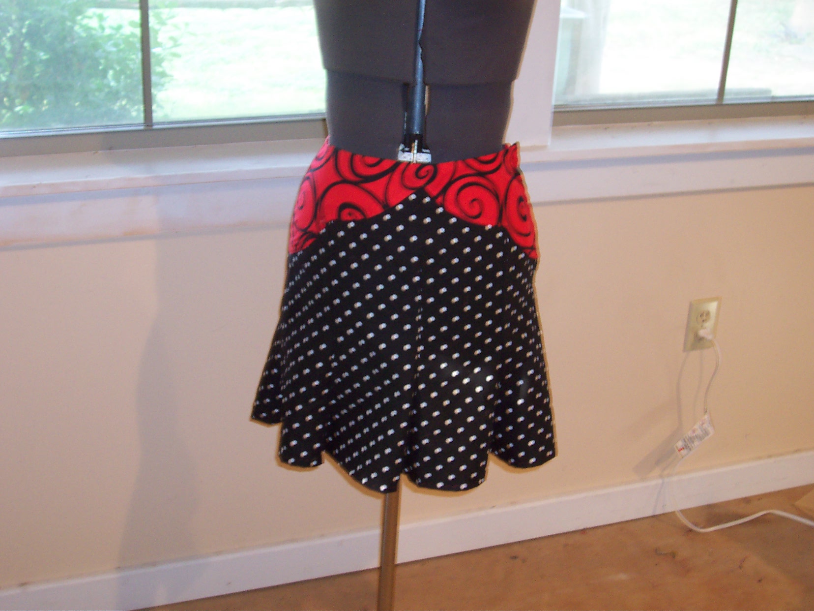 Scalloped Yoke Skirt – Sewing Projects | BurdaStyle.com