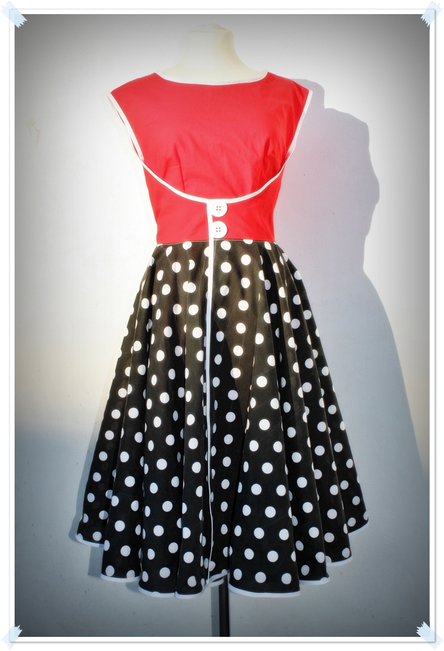 The Minnie Mouse Walk-away Dress – Sewing Projects | BurdaStyle.com