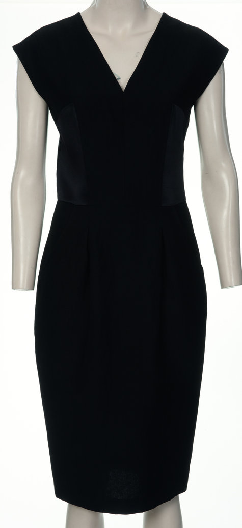 07/2011 V-neck LBD – Sewing Projects | BurdaStyle.com