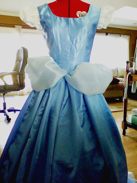 Cinderella Halloween Costume – Sewing Projects | BurdaStyle.com